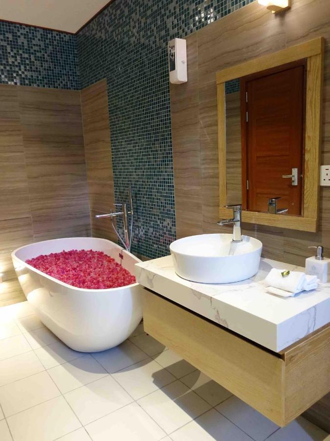 Zero Degree Residence Fuvahmulah Ngoại thất bức ảnh